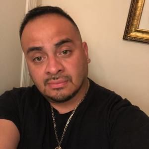 Meet your Posher, Josue jenny